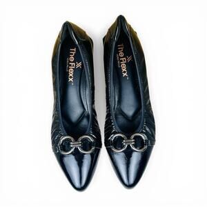 The Flexx Raven Black Patent Leather Pointed Ballet Flats Bit Detail Size 38